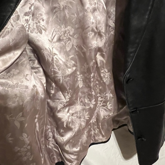 PL ( petite 12/14  L) Lambskin Couture J. Park Distressed  Black Leather jacket - Picture 4 of 12